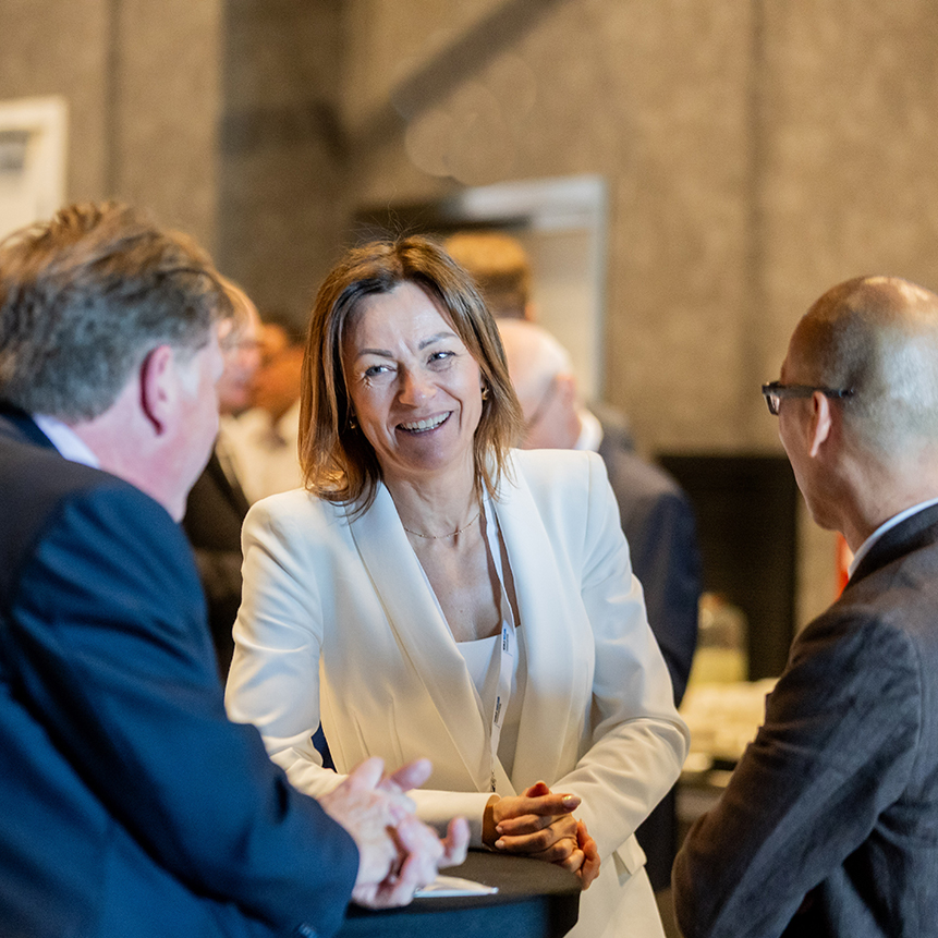 Who Should Attend ?